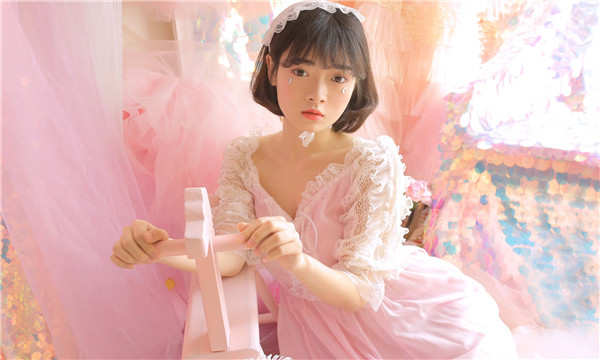 黄流镇供卵试管代怀生子多少钱？这一直是很多不孕不育家庭关注的话题。在中国，不孕不育的发生率越来越高，根据《中国不孕不育现状调研报告》显示，育龄夫妇的不孕不育率从20年前的3%增长至现在的12.5%-18.2%，患者人数高达6000万以上。在这样的背景下，许多家庭通过供卵试管来实现自己的生育梦想。那么，供卵试管代怀生子的费用到底是多少呢？